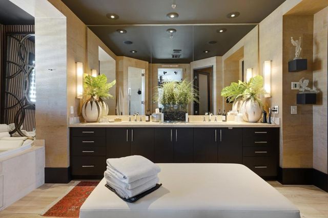 901 Alejo Vista, Palm Springs, CA 92262