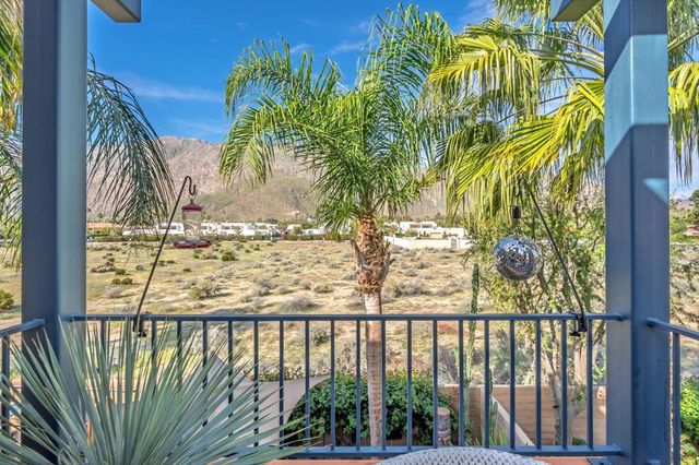 901 Alejo Vista, Palm Springs, CA 92262