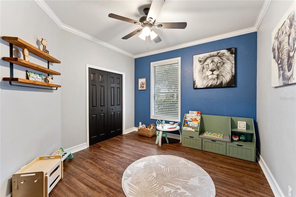 Image 9 of property listing at 5292 KERNWOOD COURT, Palm Harbor, FL 34685