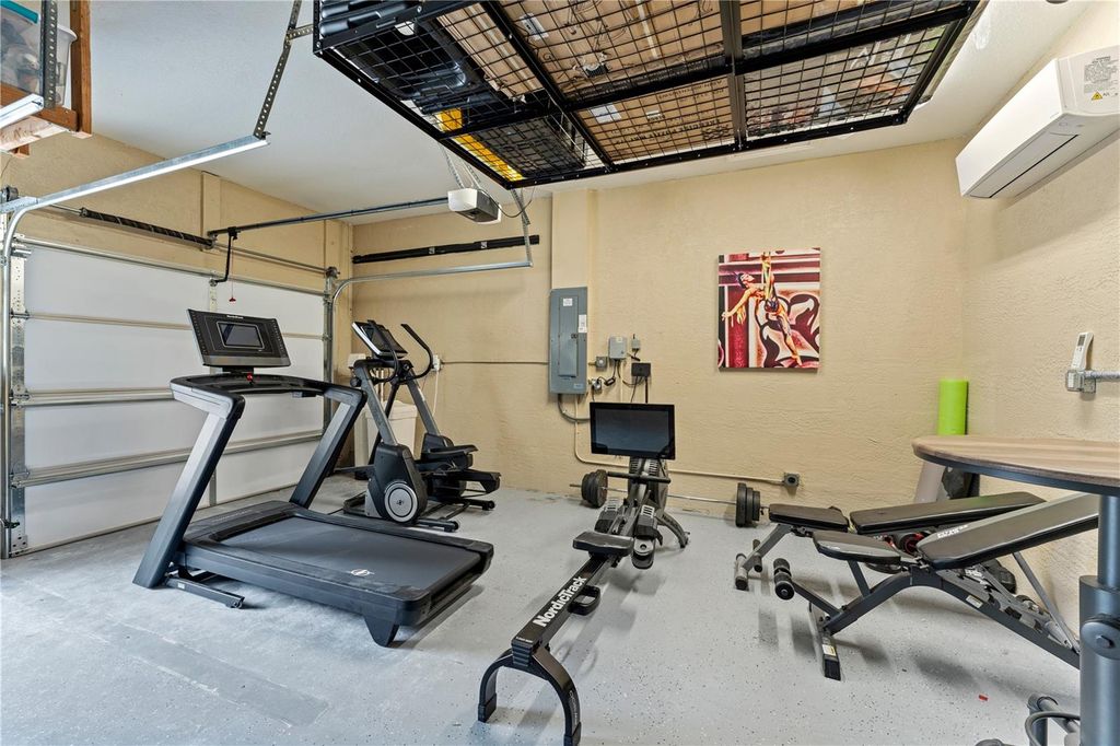 Image 92 of property listing at 5292 KERNWOOD COURT, Palm Harbor, FL 34685