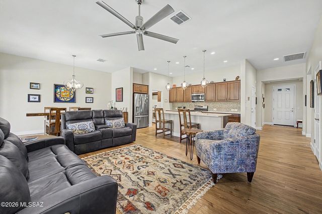 61202 E Shale Road, Oracle, AZ 85623