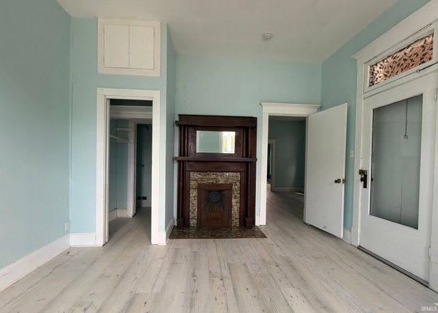 525 Hess Avenue, Evansville, IN 47712