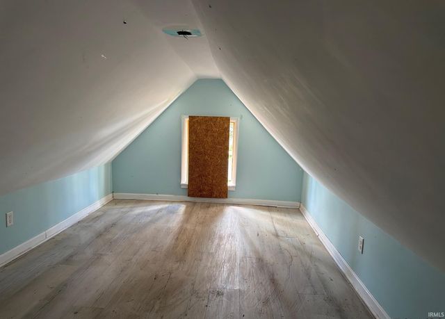 525 Hess Avenue, Evansville, IN 47712