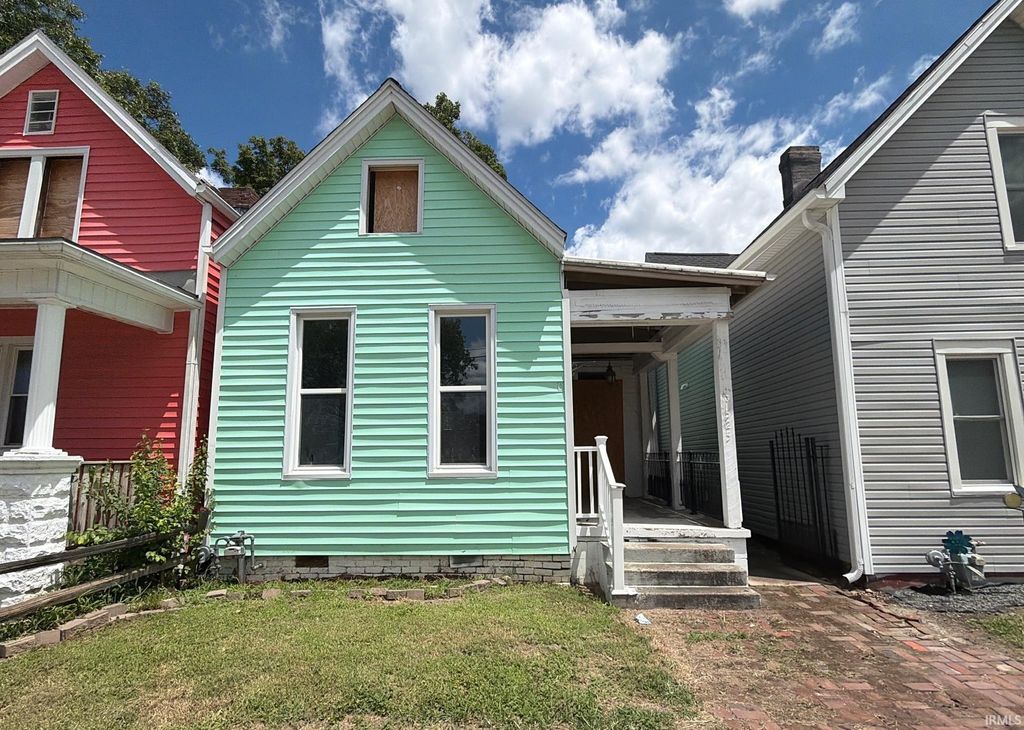 525 Hess Avenue, Evansville, IN 47712