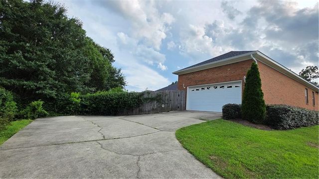 1001 Linlen Avenue, Mobile, AL 36609