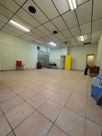 2104 S California Avenue, Chicago, IL 60608