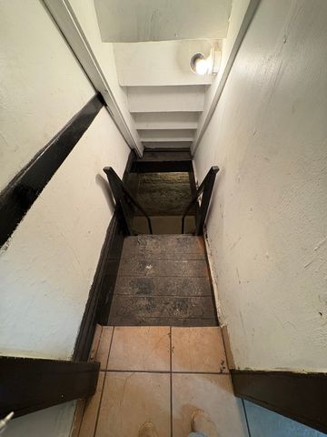 2104 S California Avenue, Chicago, IL 60608