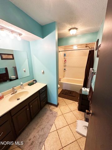 340 Hillshafer Drive, Findlay, OH 45840