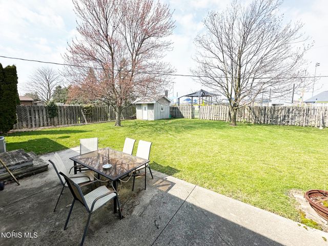 340 Hillshafer Drive, Findlay, OH 45840