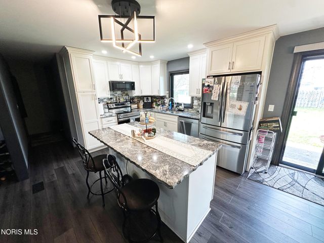 340 Hillshafer Drive, Findlay, OH 45840