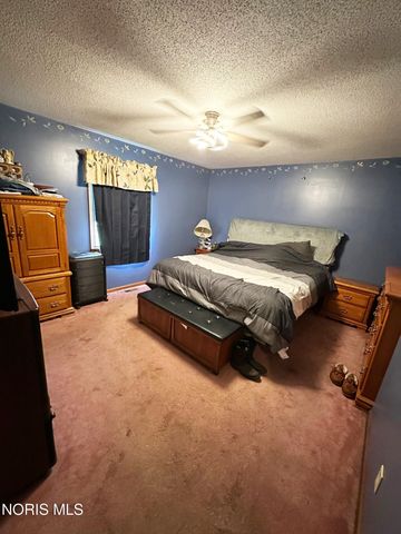 340 Hillshafer Drive, Findlay, OH 45840