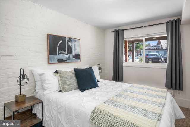 4454 GREENWICH PKWY NW, Washington, DC 20007