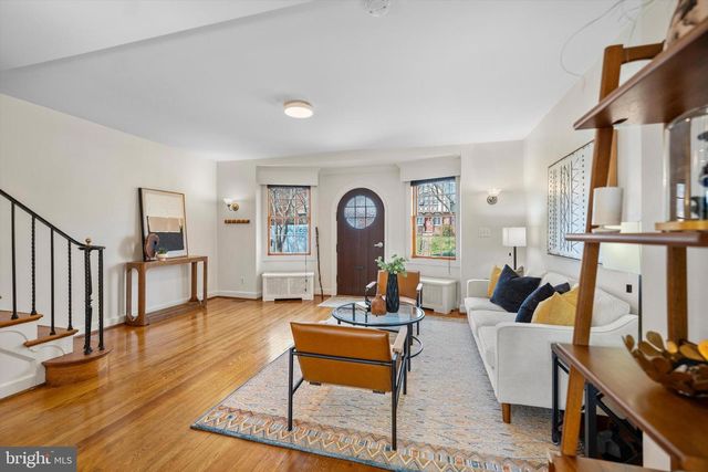 4454 GREENWICH PKWY NW, Washington, DC 20007