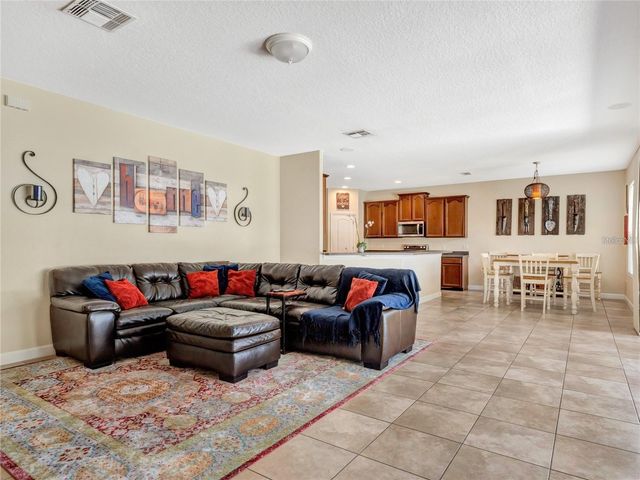 10023 IANS RIDGE ROAD, Orlando, FL 32832