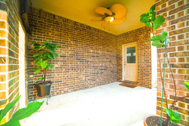 12019 Delwood Terrace Drive, Humble, TX 77346