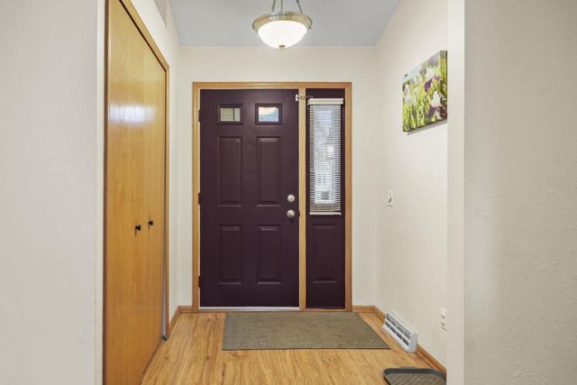 2906 Tucson Trail, Madison, WI 53719