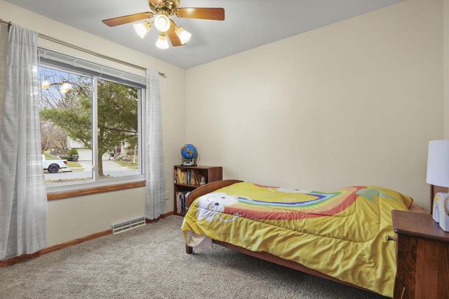 2906 Tucson Trail, Madison, WI 53719