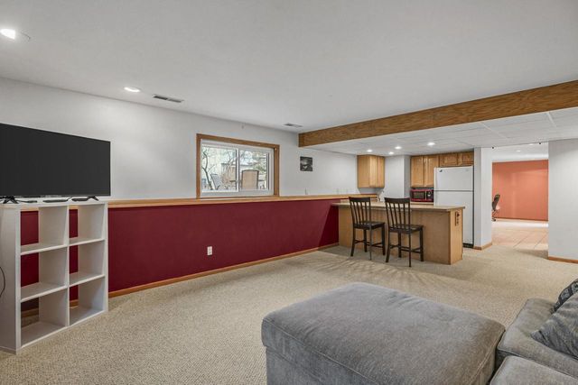 2906 Tucson Trail, Madison, WI 53719