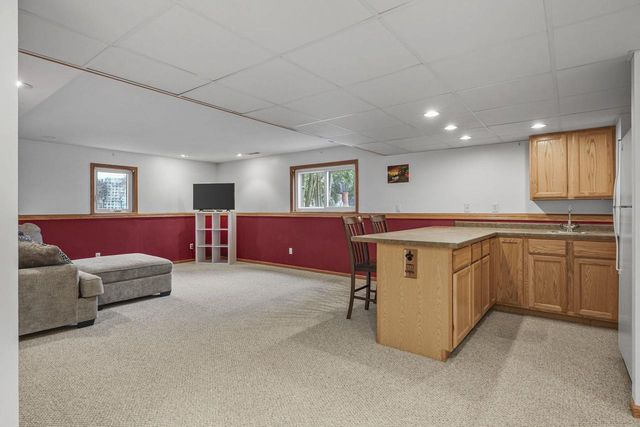 2906 Tucson Trail, Madison, WI 53719