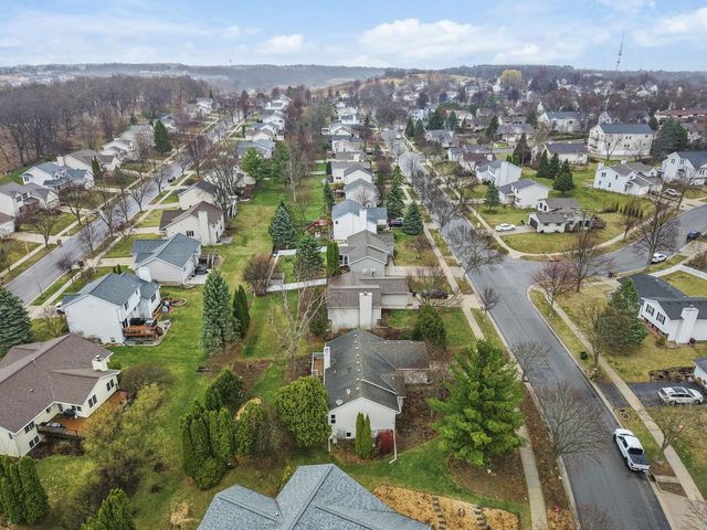 2906 Tucson Trail, Madison, WI 53719