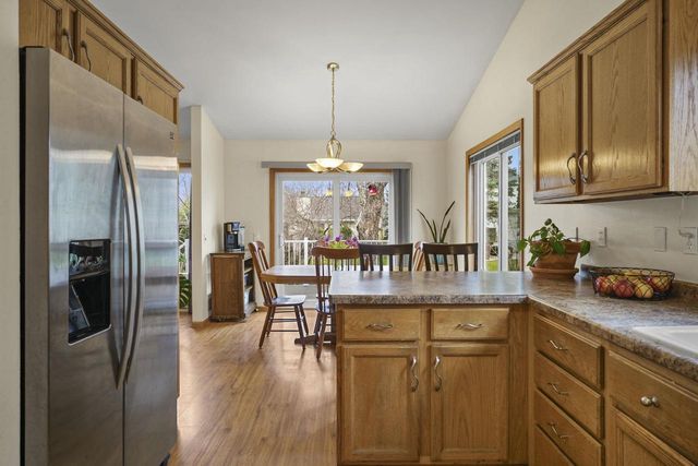 2906 Tucson Trail, Madison, WI 53719