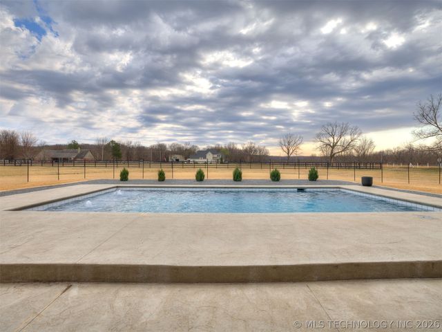 16975 S 145th East Avenue, Bixby, OK 74008