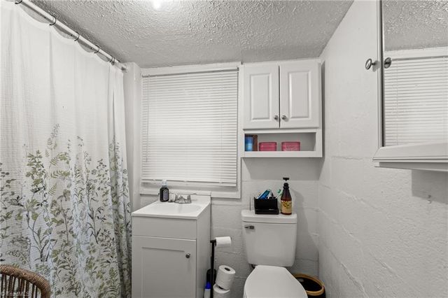 231 Dorothy Street, High Point, NC 27262