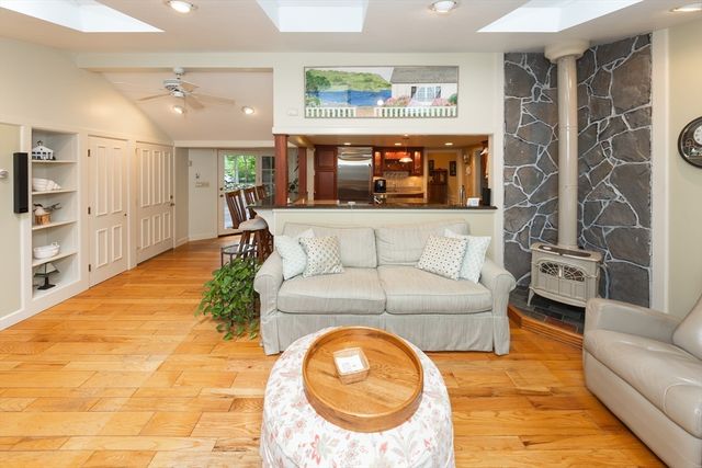 19 George Allen Rd, West Brookfield, MA 01585