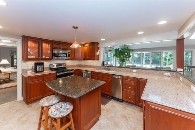 19 George Allen Rd, West Brookfield, MA 01585