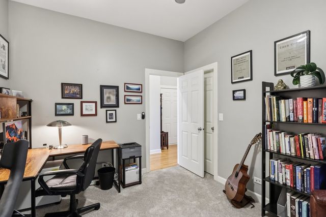 1473 W Irving Park Road 4E, Chicago, IL 60613