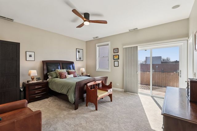 1473 W Irving Park Road 4E, Chicago, IL 60613