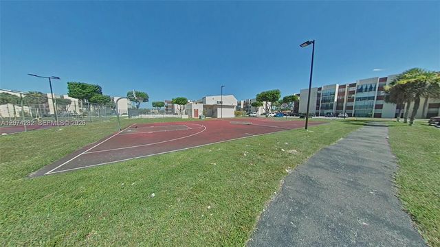 9431 SW 4th Street 204-7, Miami, FL 33174