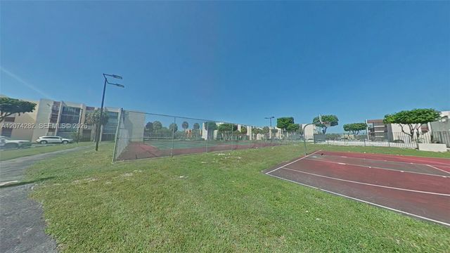9431 SW 4th Street 204-7, Miami, FL 33174