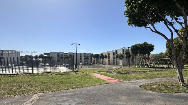 9431 SW 4th Street 204-7, Miami, FL 33174