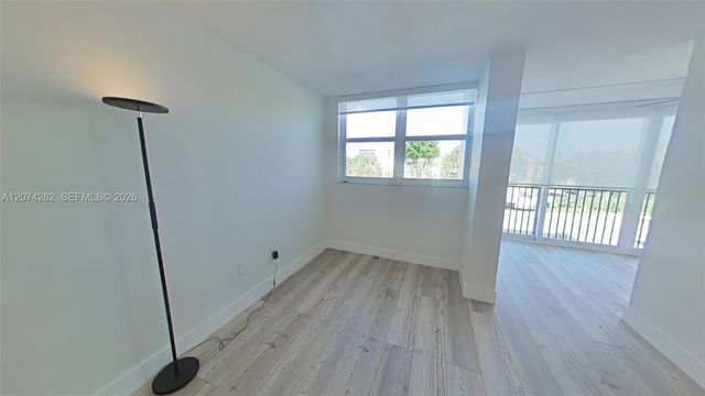 9431 SW 4th Street 204-7, Miami, FL 33174