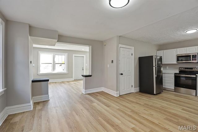 3601 Ridgedale Avenue, St Louis, MO 63121