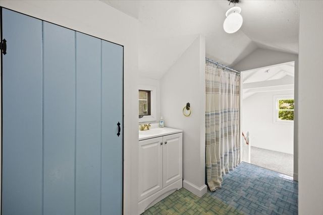 54 Liberty St, Randolph, MA 02368