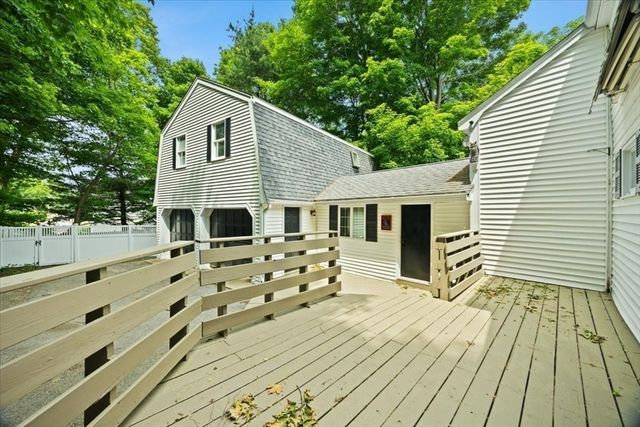 54 Liberty St, Randolph, MA 02368