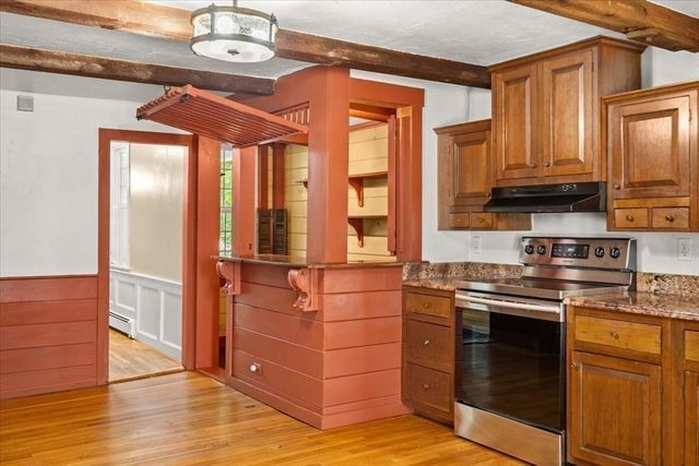 54 Liberty St, Randolph, MA 02368