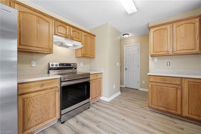 2002 Lannigan Drive, Greensboro, NC 27406