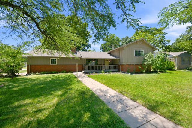 163 S Lochinvar St, Wichita, KS 67207