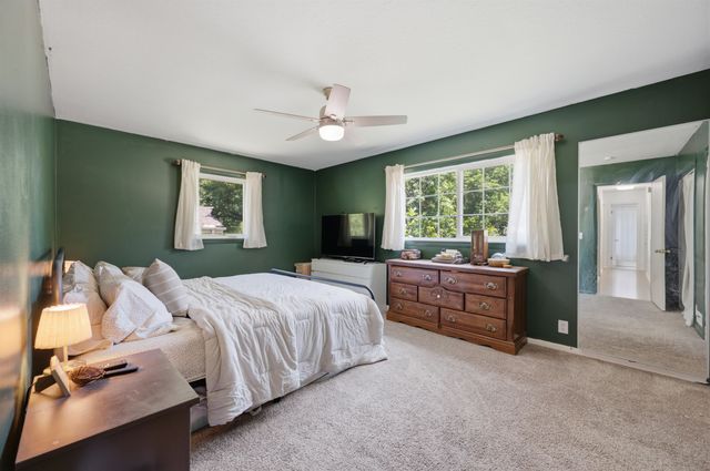 163 S Lochinvar St, Wichita, KS 67207