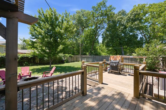 163 S Lochinvar St, Wichita, KS 67207