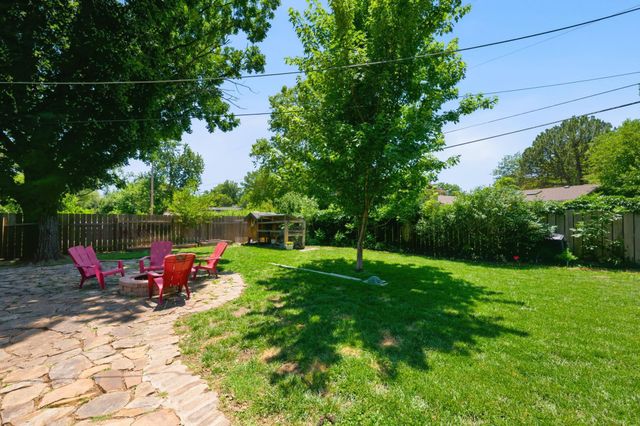 163 S Lochinvar St, Wichita, KS 67207