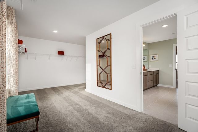 7060 Sutton Drive, White House, TN 37188