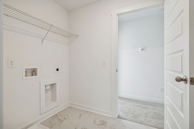 7060 Sutton Drive, White House, TN 37188