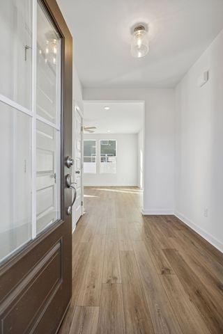 7060 Sutton Drive, White House, TN 37188