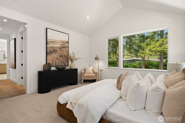 15640 NE 1st Place, Bellevue, WA 98008