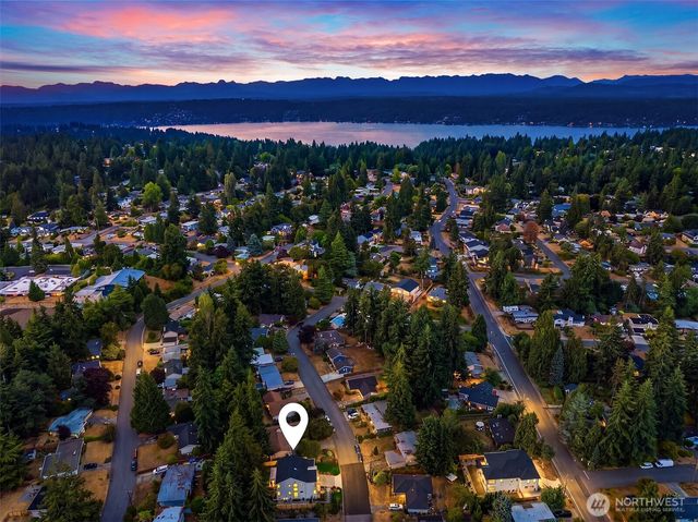 15640 NE 1st Place, Bellevue, WA 98008