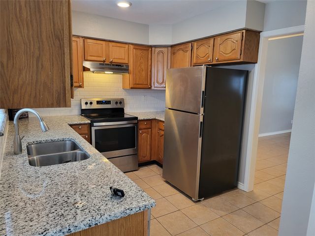 3335 Briaroaks Drive, Garland, TX 75044